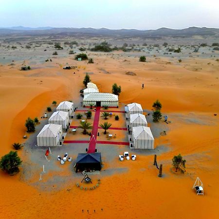 Camel Trips Luxury Camp Hotel Merzouga Bagian luar foto