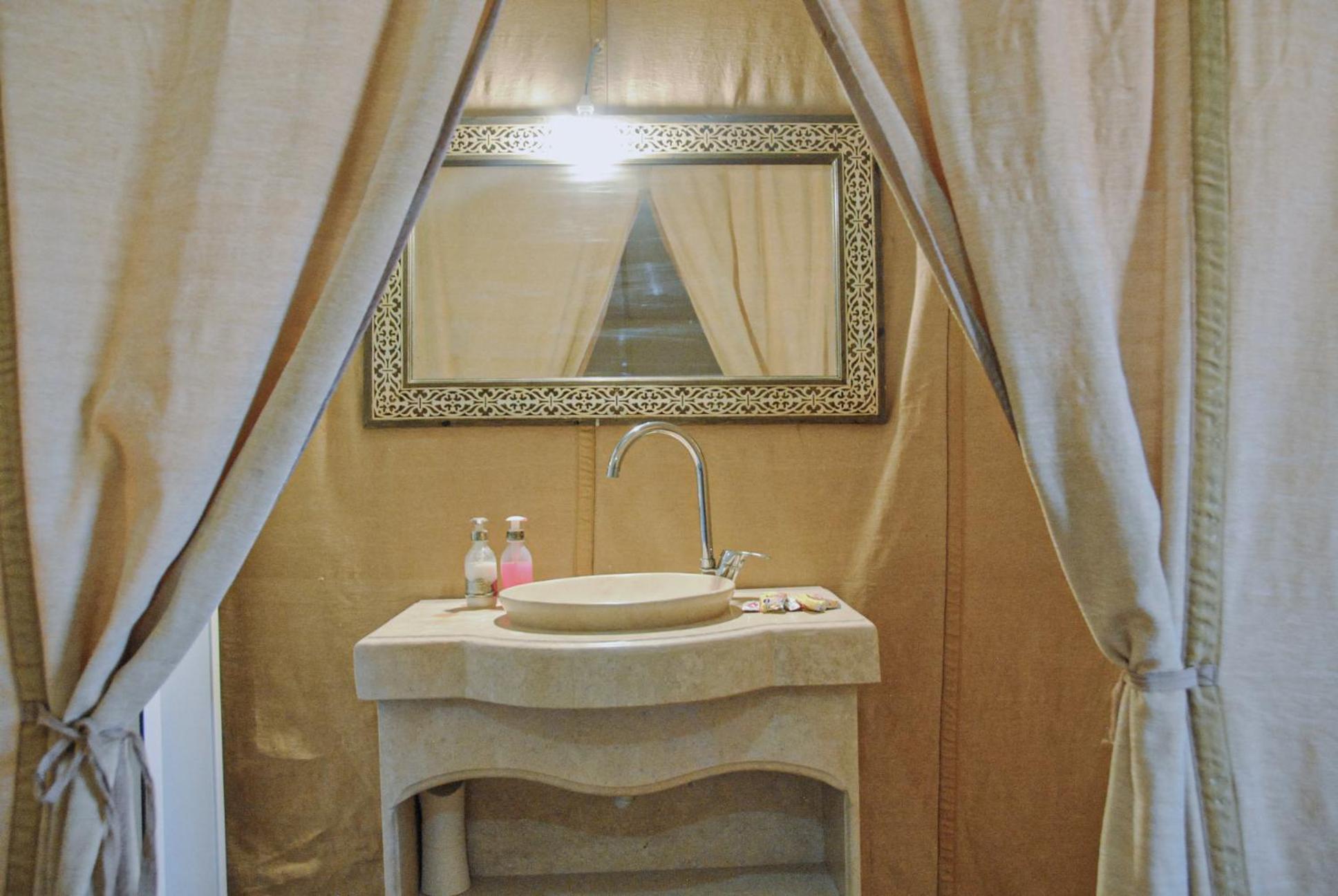 Camel Trips Luxury Camp Hotel Merzouga Bagian luar foto