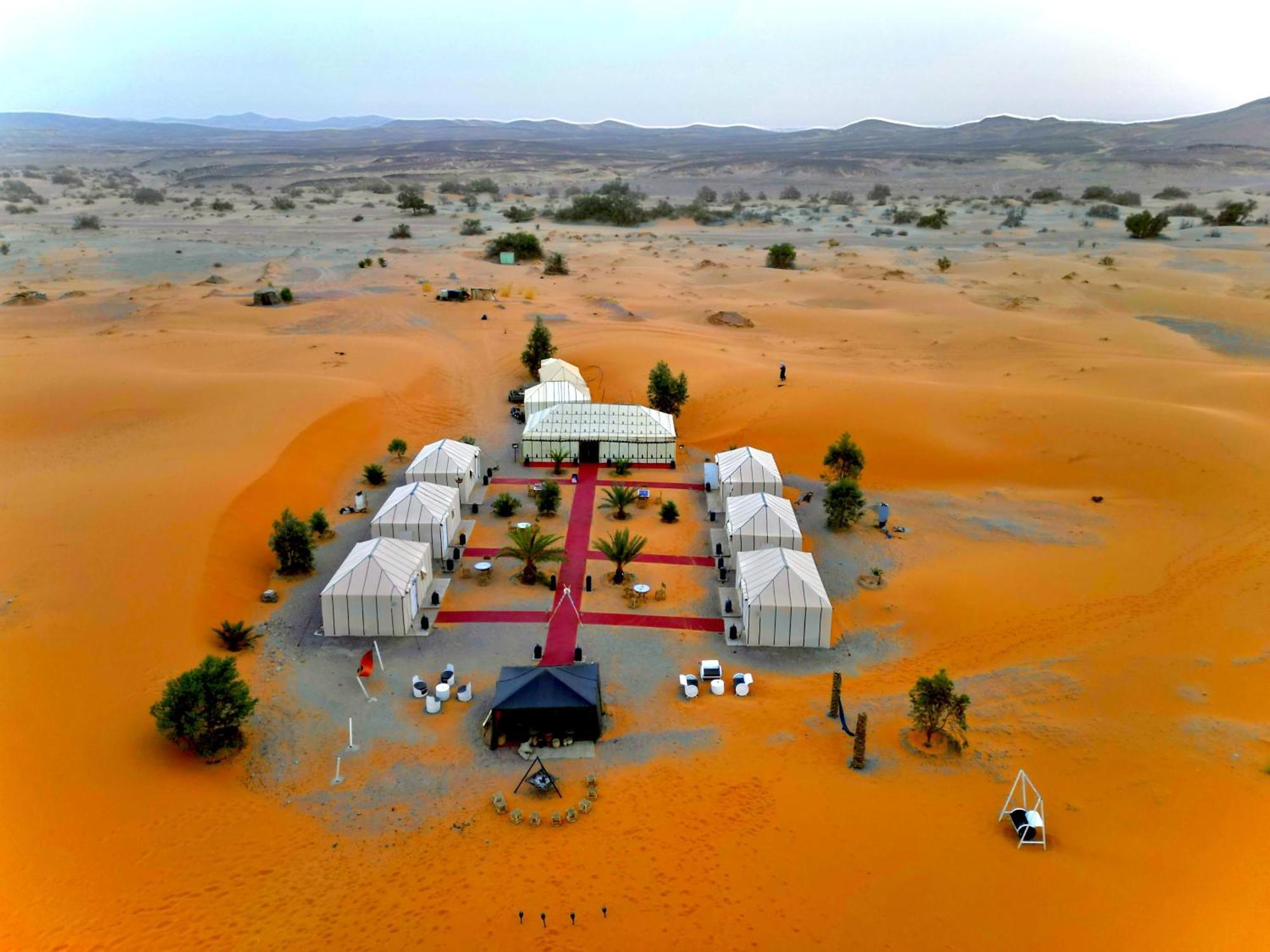 Camel Trips Luxury Camp Hotel Merzouga Bagian luar foto