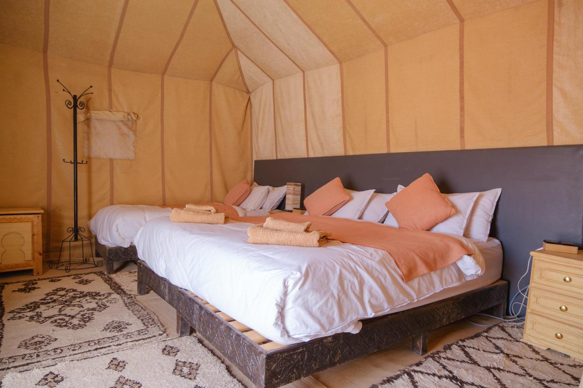 Camel Trips Luxury Camp Hotel Merzouga Bagian luar foto